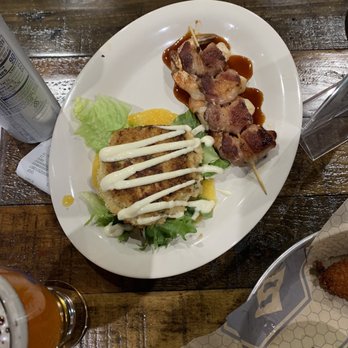 LaBelle Brewing - Crab cake and blather bacon wrapped shrimp - Breweries Near Me - LaBelle, Florida