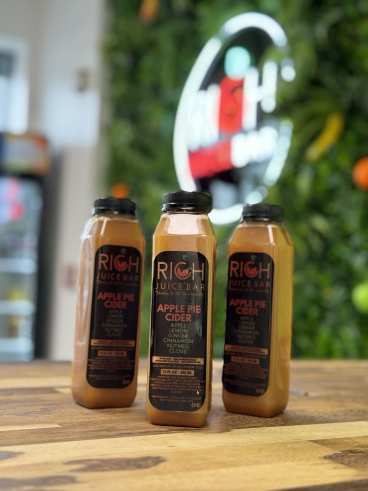 Rich Juice Bar Logo