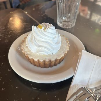 Freesoulcaffe - Key lime pie- yesssss - Vegan Near Me - Tustin, California