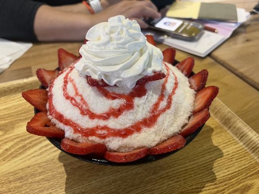 Snowbing Korean Shaved Ice by null