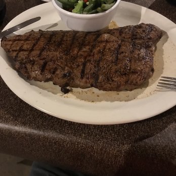 Murphy's Steakhouse - Steakhouses Near Me - Winchester, Texas