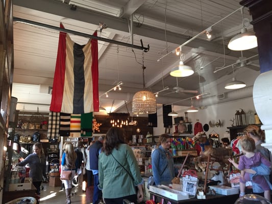 White's Mercantile 12 South by null