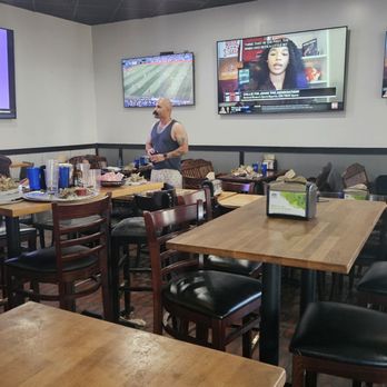 Frankie's Pizza - Pizza Near Me - Sacramento, California