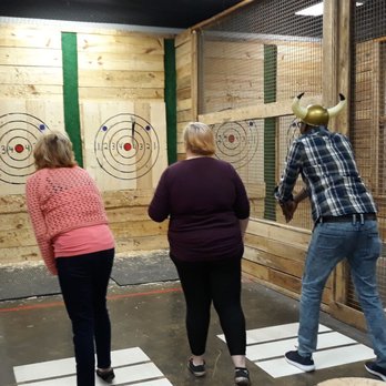 Ragnarok - Practise - Axe Throwing Near Me - Indianapolis, Indiana