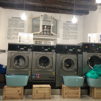 White Cloud Laundrette - Laundromat Near Me - Rome, RM