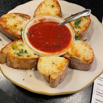 Maialina - Garlic Parmesan Bread - Italian Near Me - Indianapolis, Indiana Maialina - Garlic Parmesan Bread - Italian Near Me - Indianapolis, Indiana