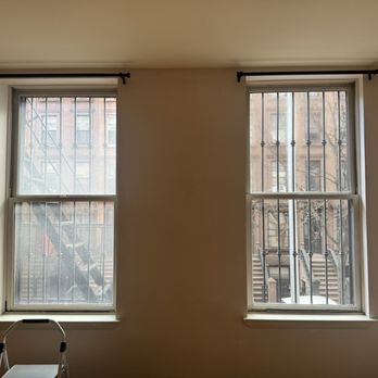 New York Window Cleaning - One cleaned window vs one dirty - Window Washing Near Me - New York, New York New York Window Cleaning - One cleaned window vs one dirty - Window Washing Near Me - New York, New York