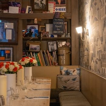 Ffiona's Restaurant - British Near Me - London, XGL Ffiona's Restaurant - British Near Me - London, XGL