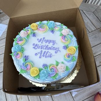 Orland Park Bakery - Had no idea what was coming when I got it but look at how great that looks. My girlfriend shed a tear and I think her friends were jealous. - Bakeries Near Me - Orland Park, Illinois