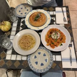 focaccia, Bucatini Aglio e Acciughe, Colonne di Pompeii / Vesuvio