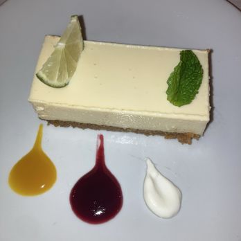 Hank's Seafood Restaurant - Key Lime Pie - Seafood Near Me - Charleston, South Carolina Hank's Seafood Restaurant - Key Lime Pie - Seafood Near Me - Charleston, South Carolina