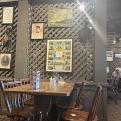 Cracker Barrel Old Country Store