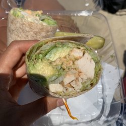 Gee Gee's Deli - Chipotle chicken wrap