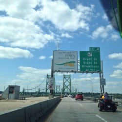 I-74 Mississippi River Bridge Aka Twin Bridges - State Line in the middle of the bridge over the Mississippi River