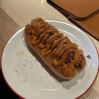 Fanboy - Wagyu hotdog - Cocktail Bars Near Me - Richmond, Virginia
