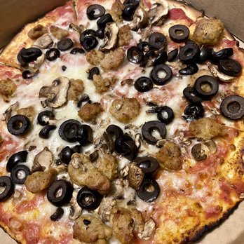 Pizanos Pizza - Sausage Mushroom and Olives Pizza - Gluten Free Crust - Pizza Near Me - Reno, Nevada Pizanos Pizza - Sausage Mushroom and Olives Pizza - Gluten Free Crust - Pizza Near Me - Reno, Nevada