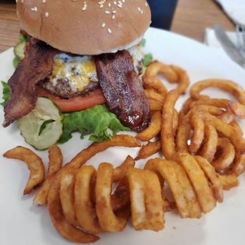 Kerman Country Cafe - Breakfast & Brunch Near Me - Kerman, California
