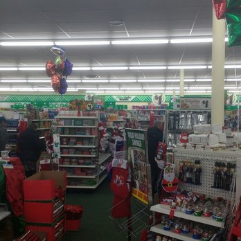 Dollar Tree - A huge and clean location chock full of seasonal items - Discount Store Near Me - Seattle, Washington