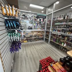 24/7 Convenience & Tobacco Shop