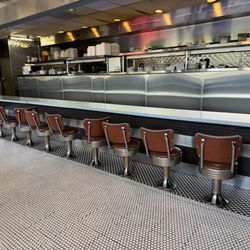 Blue Plate Diner - Diner entrance
