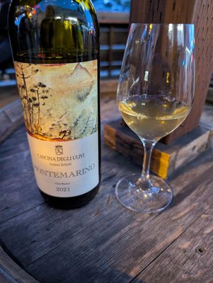 Ordinaire Wine Shop & Wine Bar by null