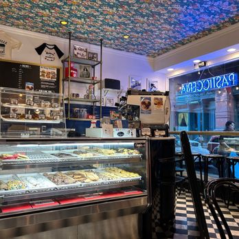 Cafe Belle - Interior - Cafes Near Me - New York, New York Cafe Belle - Interior - Cafes Near Me - New York, New York
