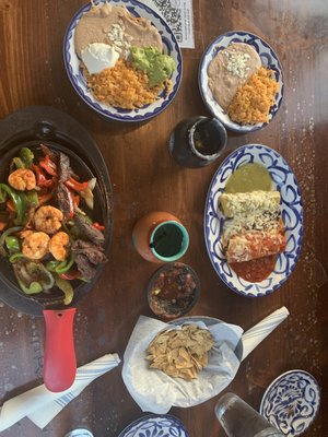 Casa Bonita Mexican Restaurant & Tequila Bar by null