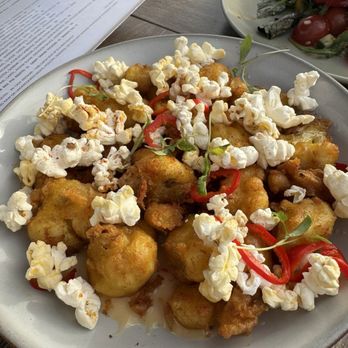 Vista - Crispy popcorn cauliflower - Bars Near Me - Hermosa Beach, California