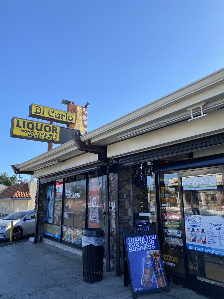 Di Carlo Liquor Logo