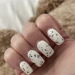Acrylic fill, gel color 2 1/2 weeks old! Love them