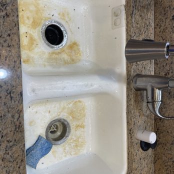 V Magic House Cleaning - Home Cleaning Near Me - homeland, California