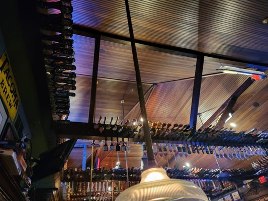 Parkway Tavern by null