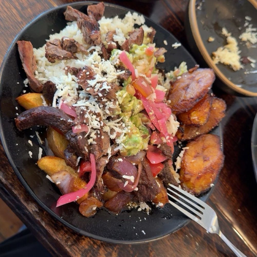 Quiero Cafe - Mixed steak bowl - Latin American Near Me - Portland, Maine Quiero Cafe - Mixed steak bowl - Latin American Near Me - Portland, Maine