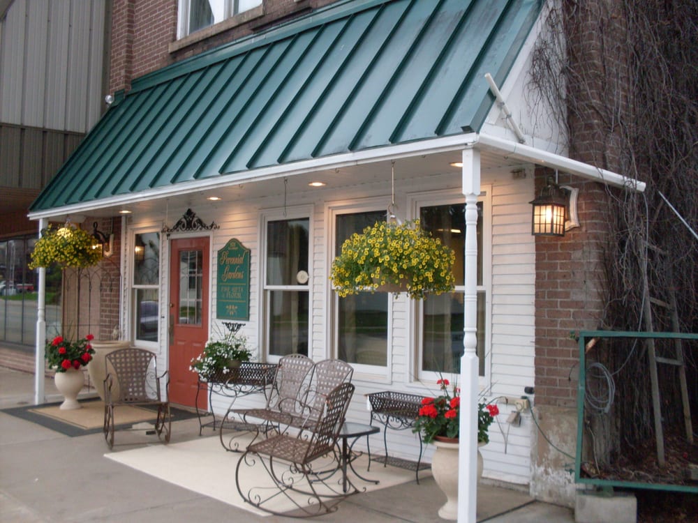 PERENNIAL GARDENS OF IRON MOUNTAIN INC Updated September 2024 11 Photos 101 E Ludington St