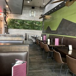Fuji Sushi Bar & Grill - Inside seating area