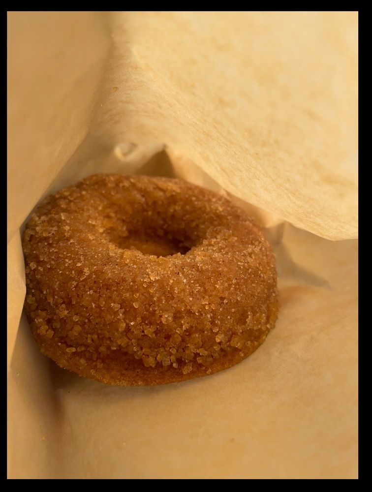Big Cheeks Bakery Logo