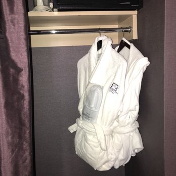 Whitney Peak Hotel Reno, Tapestry Collection by Hilton - Complimentary robes and house slipper - Hotels Near Me - Reno, Nevada