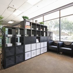 Maximize Chiropractic - Waiting Area 
A calm, welcoming space to relax and feel at home before your visit.