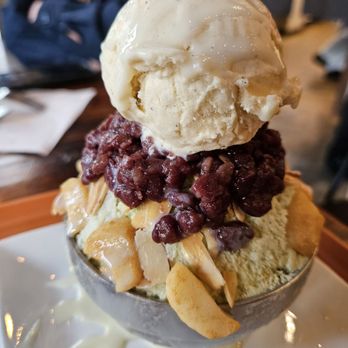 LUMI Dessert Cafe - Desserts Near Me - Redmond, Washington