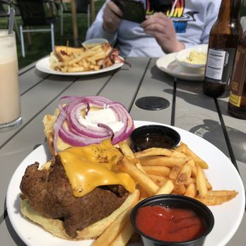 McGlynn's Pub & Restaurant - The cheese was optional. - American Near Me - Dover, Delaware