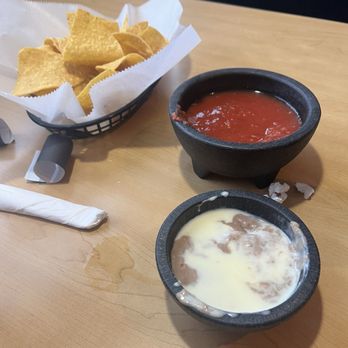 Agave De Oro - Salsa,chips,bean and cheese dip - Mexican Near Me - Knoxville, Tennessee