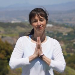 Yogaheart - Namaste friends :)