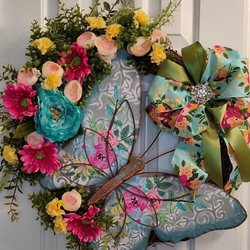 Custom Wreaths Unlimited