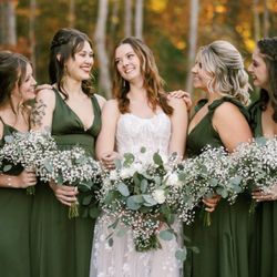 Amber Knowles Beauty - Wedding party hair and makeup
