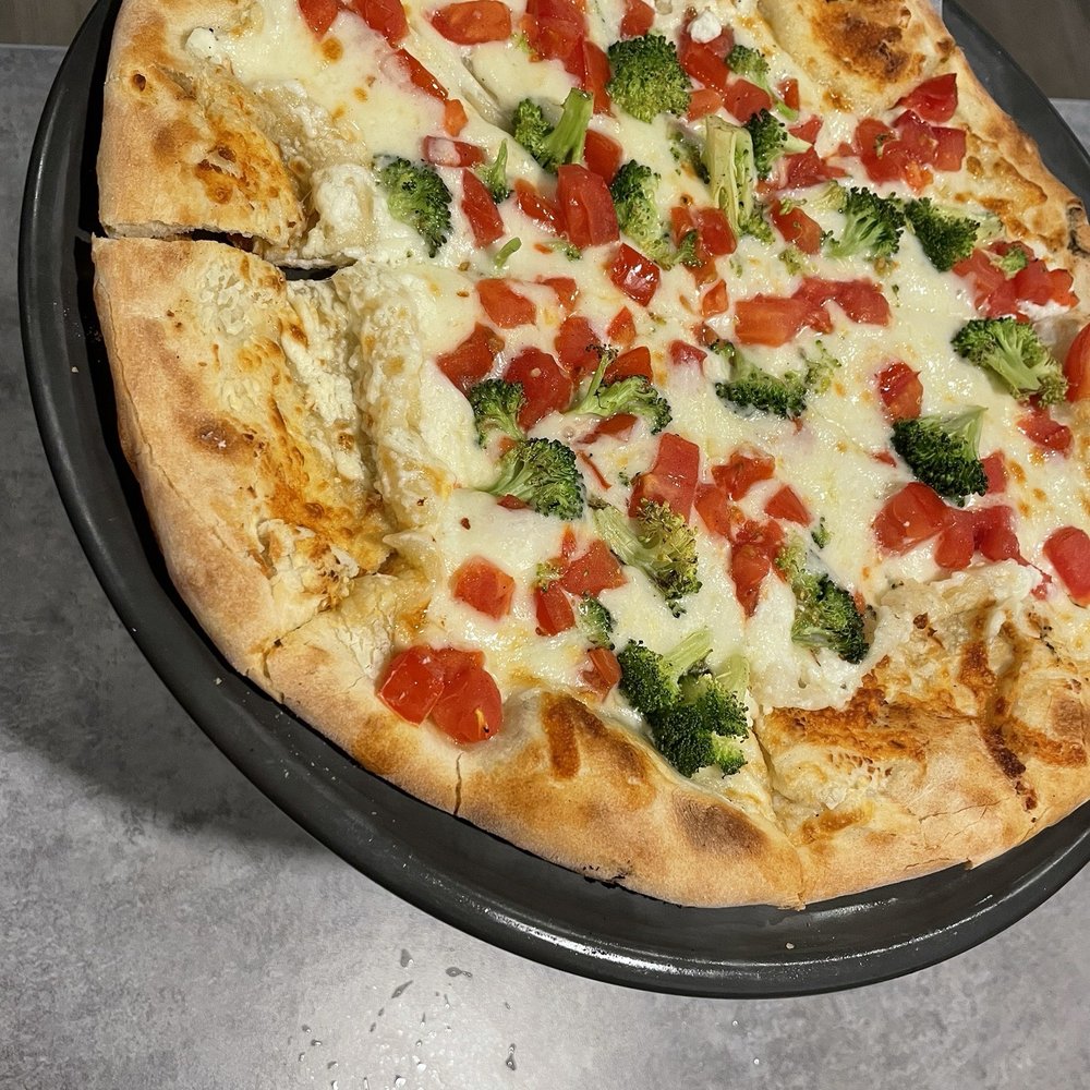 Casa Mia’s Surfside - White Pizza - Italian Near Me - Surfside Beach, South Carolina Casa Mia’s Surfside - White Pizza - Italian Near Me - Surfside Beach, South Carolina
