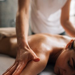 Beautylounge Basel 1 - Professional massage in Basel at Beautylounge Basel 1 for relaxation, wellbeing, back and neck massage or Full Body Massage.