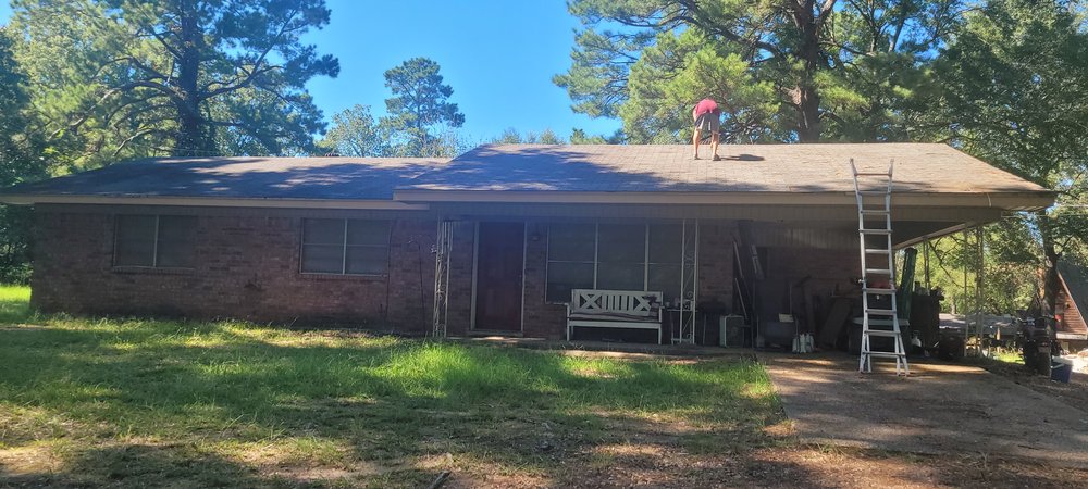 Slide of Born to Roof Texas