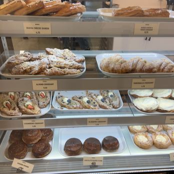 Bonrue Bakery formerly Farmstead - Coffee & Tea Near Me - Hurricane, Utah