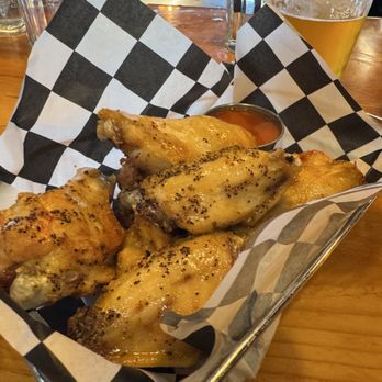 North Bend Bar & Grill - Smoked wings--huge and perfectly cooked - American Near Me - North Bend, Washington