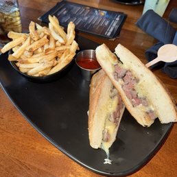 Truffle Filet Steak Sandwich Truffle Filet Steak Sandwich